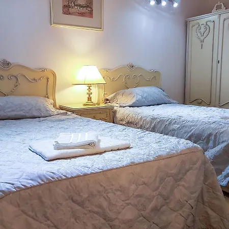 Πανσιόν Fundeni Medlife 3*